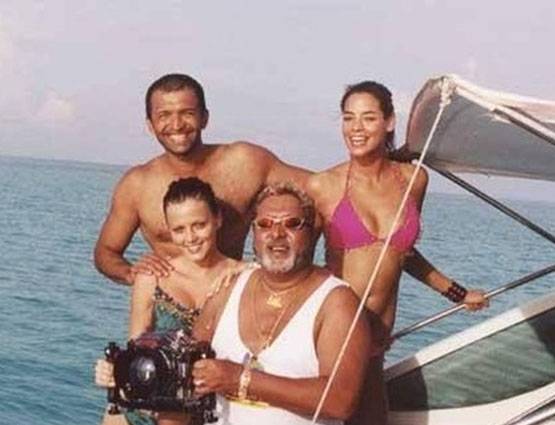 दो शादियां, 260 गाड़ियां, 13 बंगलें,ऐसी है माल्या की LIFESTYLE