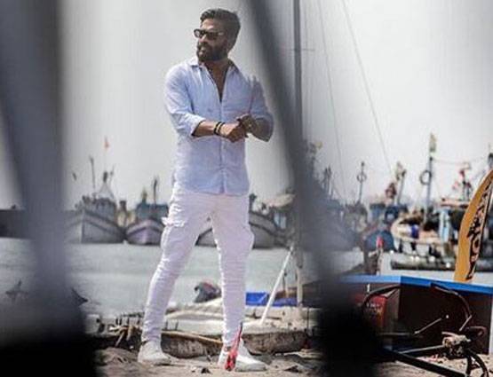 फिल्मों के बाद अब टीवी पर दिखेंगे सुनील शेट्टी, होस्ट करेंगे इस रिएलिटी शो को