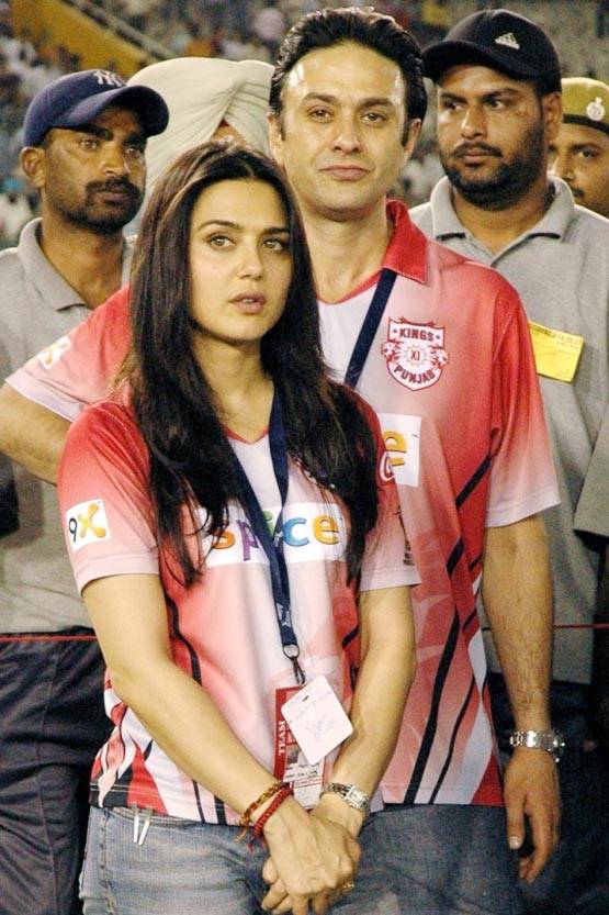 PHOTOS: IPL से शुरू होकर यहीं खत्म हुई प्रीति जिंटा की लव स्टोरी