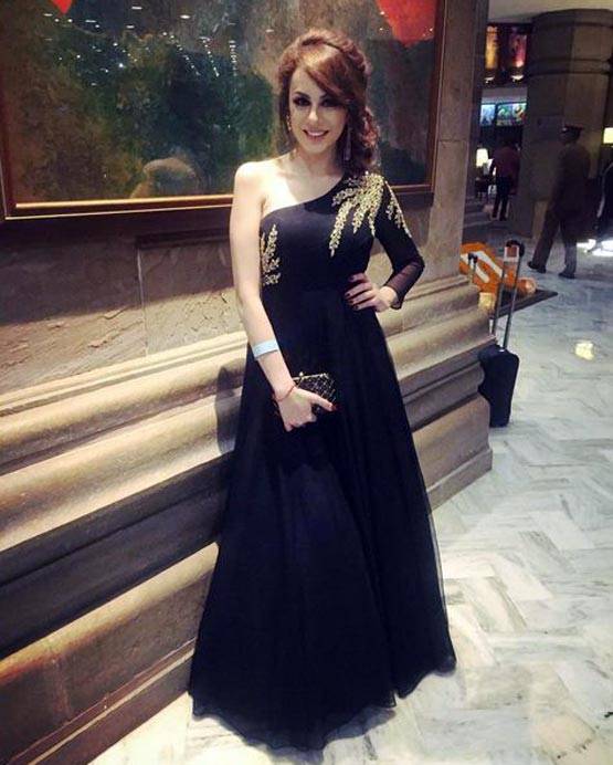 पानी में आग लगाने उतरीं बिग बॉस की एक्स कंटेस्टेंट