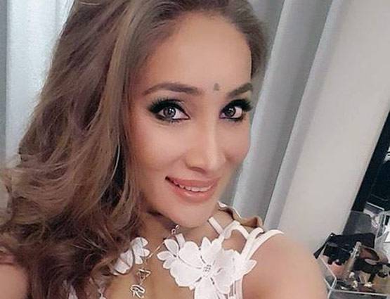 इन विवादों से चर्चा में रहीं बिग बॉस कंटेस्टेंट सोफिया बनीं दुल्हन