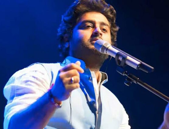 भजन गाकर शुरू किया था करियर, आज रोमांटिक गानों के बादशाह