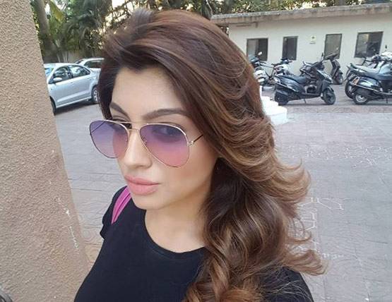 माल्या की कैलेंडर गर्ल बनेंगी पार्वती, ऐसी PHOTOS से हो चुकी है चर्चा