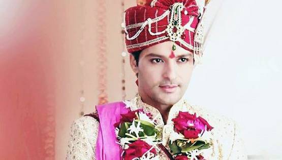 PHOTOS: 'दी‍या और बाती' के सूरज को मिली 14 साल छोटी बींदणी