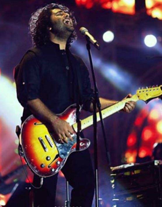 सलमान से पंगा लेने वाले अरिजीत सिंह के बारे में लोग ये कहते हैं...