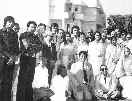 योगी के लिए प्रचार किया था विनोद खन्ना ने, देखें Unseen PHOTOS