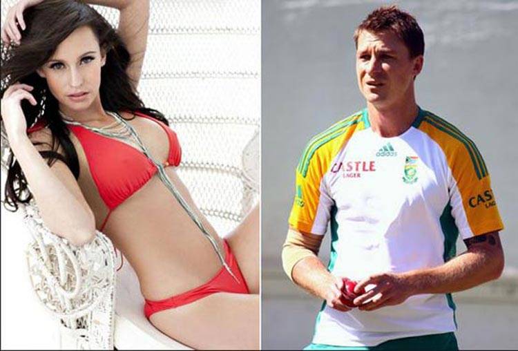 आईपीएल के स्टार क्रिकेटर्स की हॉट पत्नियां और गर्लफ्रेंड्स