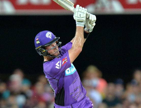 सबसे लंबे छक्के का रिकॉर्ड जो पिछले 79 सालों में भी कोई नहीं तोड़ सका