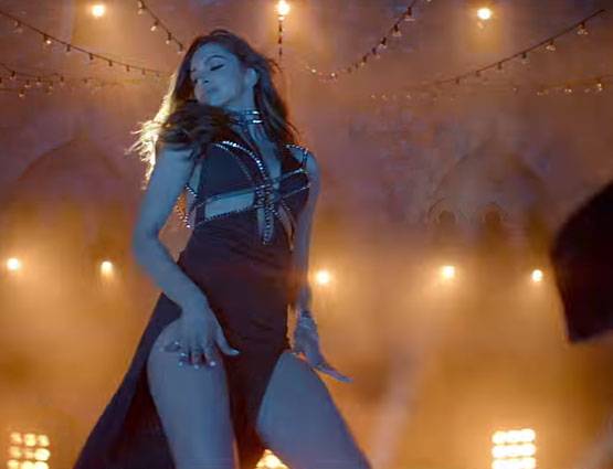 'राबता' के ट्रैक में अलग अंदाज में दिखी दीपिका, 1 दिन में मिले 95 लाख VIEWS