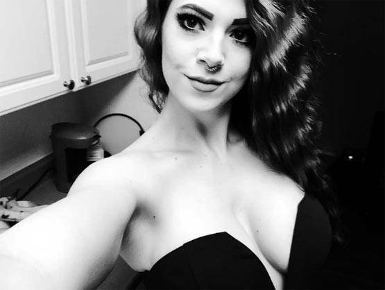 एक हाथ के साथ पैदा हुई ये लड़की है बॉडीबिल्डर, जज्बा देख हर कोई हैरान!