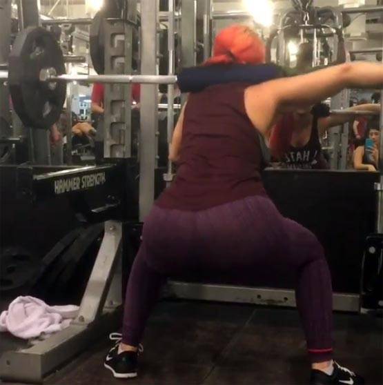 एक हाथ के साथ पैदा हुई ये लड़की है बॉडीबिल्डर, जज्बा देख हर कोई हैरान!