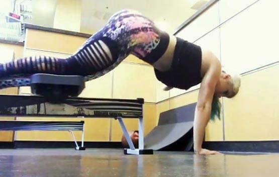 एक हाथ के साथ पैदा हुई ये लड़की है बॉडीबिल्डर, जज्बा देख हर कोई हैरान!