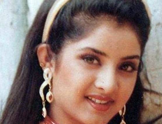 आज तक नहीं खुला राज, क्यों दिव्या भारती ने दी थी जान...