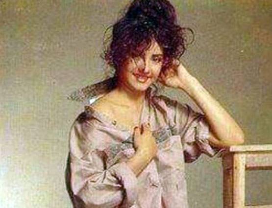 आज तक नहीं खुला राज, क्यों दिव्या भारती ने दी थी जान...