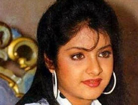 आज तक नहीं खुला राज, क्यों दिव्या भारती ने दी थी जान...