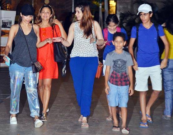 PHOTOS: अपने बेटे से ज्यादा कूल हैं मलाइका अरोड़ा