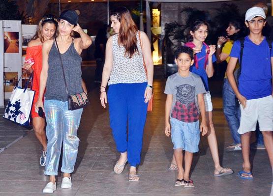 PHOTOS: अपने बेटे से ज्यादा कूल हैं मलाइका अरोड़ा
