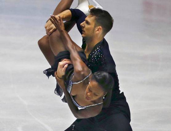टोक्यो में फिगर स्केटिंग की धूम, PHOTOS देखकर दंग रह जाएंगे आप
