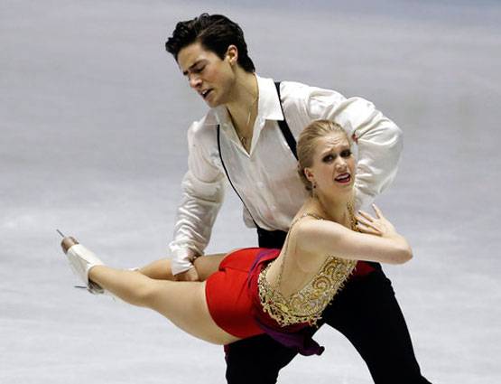 टोक्यो में फिगर स्केटिंग की धूम, PHOTOS देखकर दंग रह जाएंगे आप