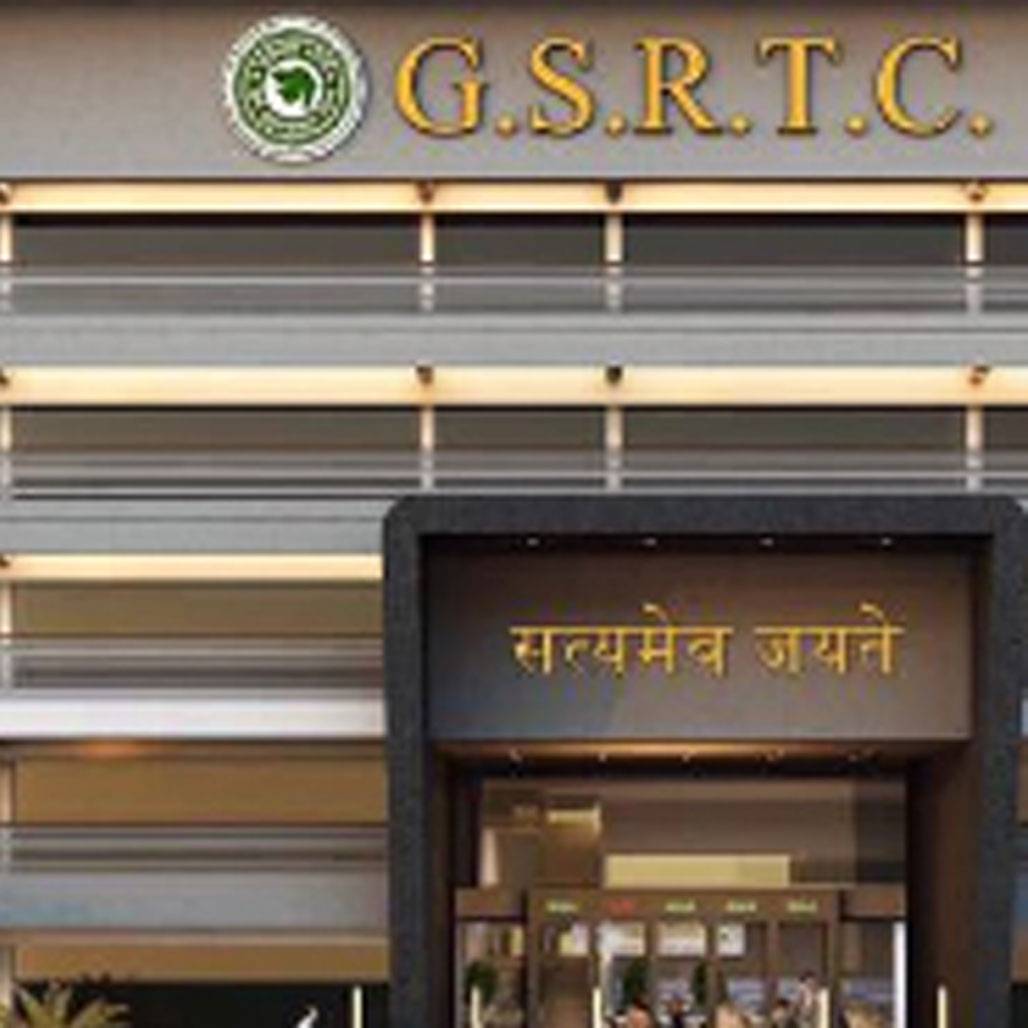 एयरपोर्ट से कम नहीं गुजरात का ये बस अड्डा, ये है Viral मैसेज की सच्चाई