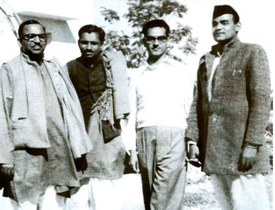 20 तस्वीरों में बीजेपी का इतिहास: जनसंघ से मोदी सरकार तक