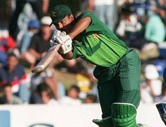 सबसे लंबे छक्के का रिकॉर्ड जो पिछले 79 सालों में भी कोई नहीं तोड़ सका