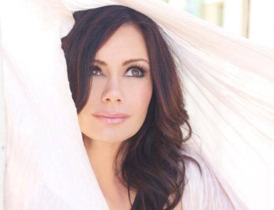 महिला जिसे ब्वॉयफ्रेंड ने पॉर्न वीडियो बनाने पर किया था मजबूर