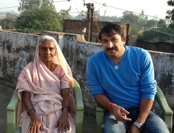 मनोज तिवारी ने बगल वाली जान मारेली.. गाकर लूटा था दिल