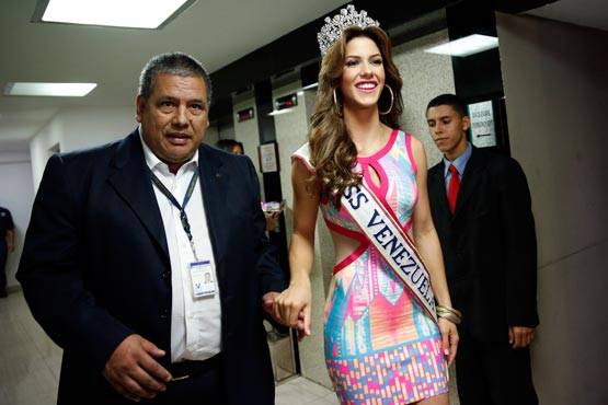 मिस वर्ल्ड बनाने के लिए लड़कियों के साथ होता है जुल्म