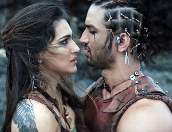 राब्ता मूवी के 17 सीन, हीरोइन के साथ सुशांत सिंह राजपूत हैं बोल्ड