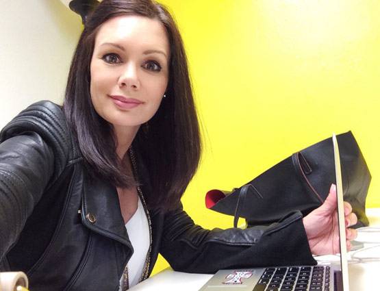 महिला जिसे ब्वॉयफ्रेंड ने पॉर्न वीडियो बनाने पर किया था मजबूर