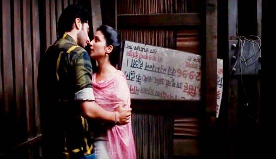 8 PHOTOS: जब परिणीति ने दिए ऐसे बोल्ड सीन