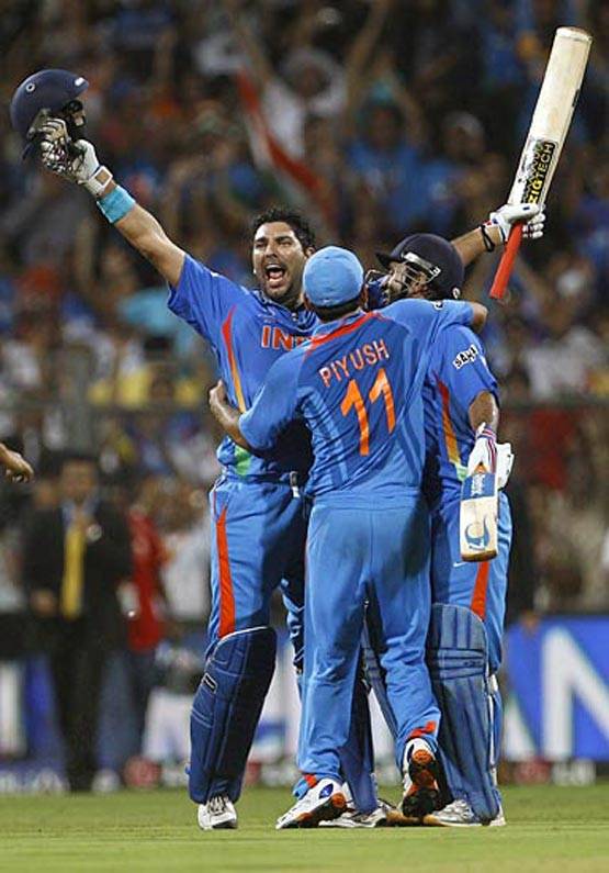 जब पहली बार रोए थे सचिन, देखें World Cup विनिंग मोमेंट के टॉप PHOTOS