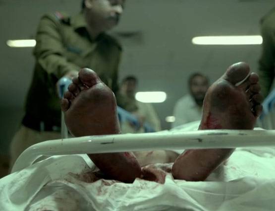 PHOTOS: औरत के साथ रेप, हिंसा की क्रूर कहानी है मातृ