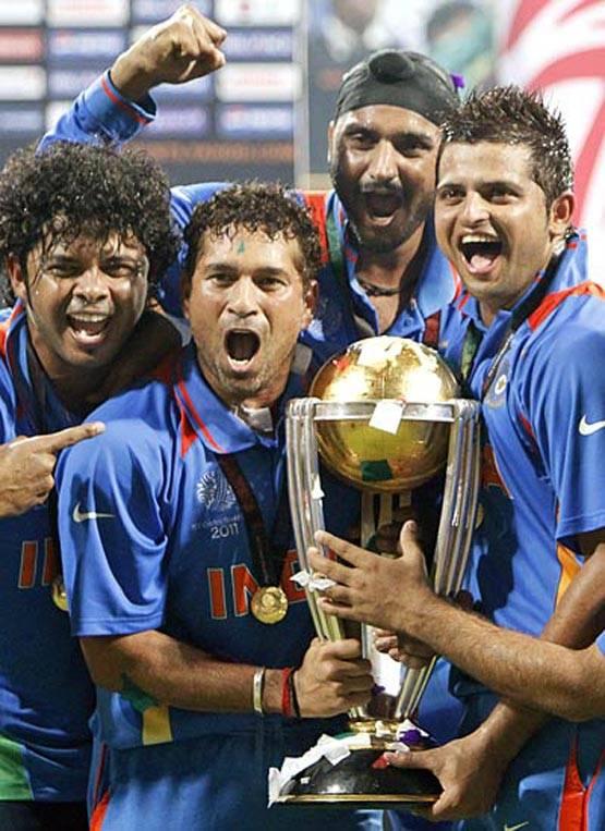 जब पहली बार रोए थे सचिन, देखें World Cup विनिंग मोमेंट के टॉप PHOTOS