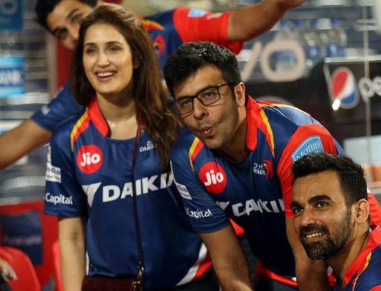 जहीर की टीम को फिर चीयर करने पहुंची एक्ट्रेस 'गर्लफ्रेंड'