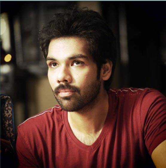 रियल जिंदगी में ऐसे दिखते हैं 'बाहुबली' के कटप्पा PHOTOS