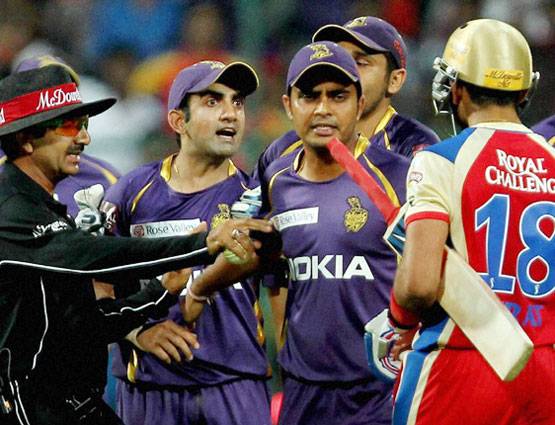 IPL: Top 10 मोमेंट्स- हरभजन ने मारा थप्पड़, शाहरुख ने दी गाली