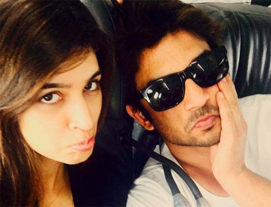 सुशांत ने कृति के साथ शेयर की हॉट वीडियो, ऑफस्क्रीन भी है दोस्ती!