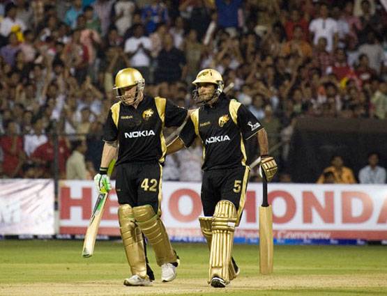 PHOTOS: क्रिकेट इतिहास में खास है 18 अप्रैल की तारीख, बने हैं कई रिकॉर्ड