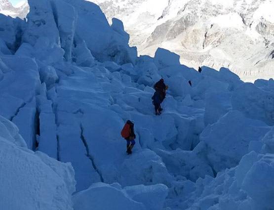 समंदर से लेकर 19000ft ऊपर एवरेस्ट पर नेवी का कैंप, देखें खतरनाक PHOTOS
