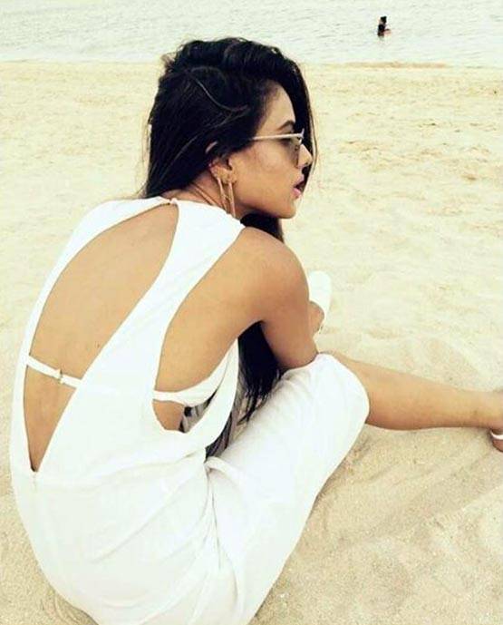 हैकर ने गाली देकर डिलीट किया निया शर्मा का इंस्टाग्राम अकाउंट