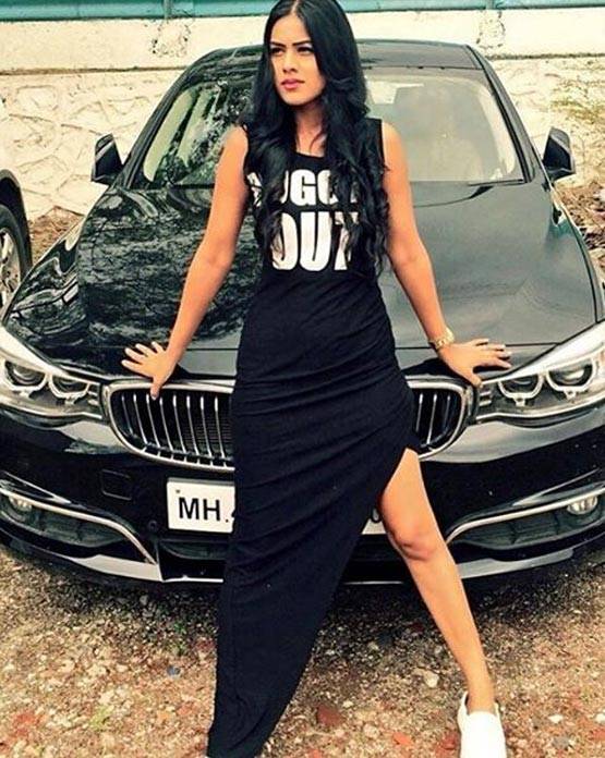 हैकर ने गाली देकर डिलीट किया निया शर्मा का इंस्टाग्राम अकाउंट