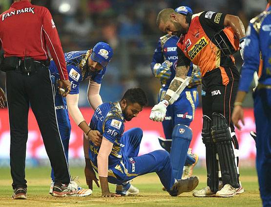 मैदान पर खतरनाक तरीके से फिसले पांड्या, बड़ा हादसा टला