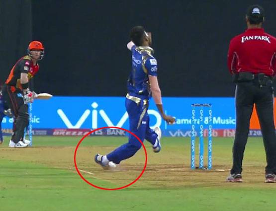 मैदान पर खतरनाक तरीके से फिसले पांड्या, बड़ा हादसा टला