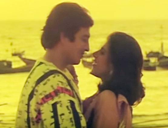 विनोद खन्ना जब दिखे अलग, दिए फिल्मों में ऐसे बोल्ड और रोमांटिक सीन