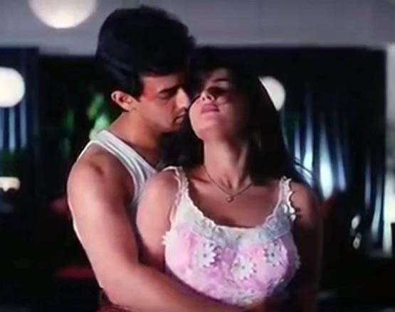 PHOTOS: जब परफेक्शनिस्ट आमिर खान ने फिल्मों में दिए ऐसे हॉट सीन