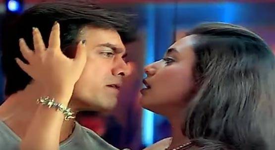 PHOTOS: जब परफेक्शनिस्ट आमिर खान ने फिल्मों में दिए ऐसे हॉट सीन