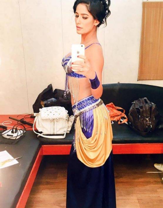 दुनिया के सामने जल्द आएगा पूनम पांडे का 'सीक्रेट', देखें PHOTOS