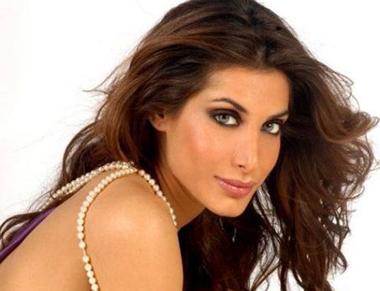 ये है संजय कपूर की तीसरी पत्नी, करिश्मा से शादी टूटने की बनी वजह